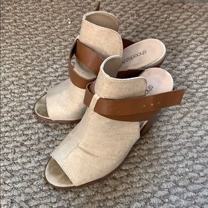 Shoe dazzle booties